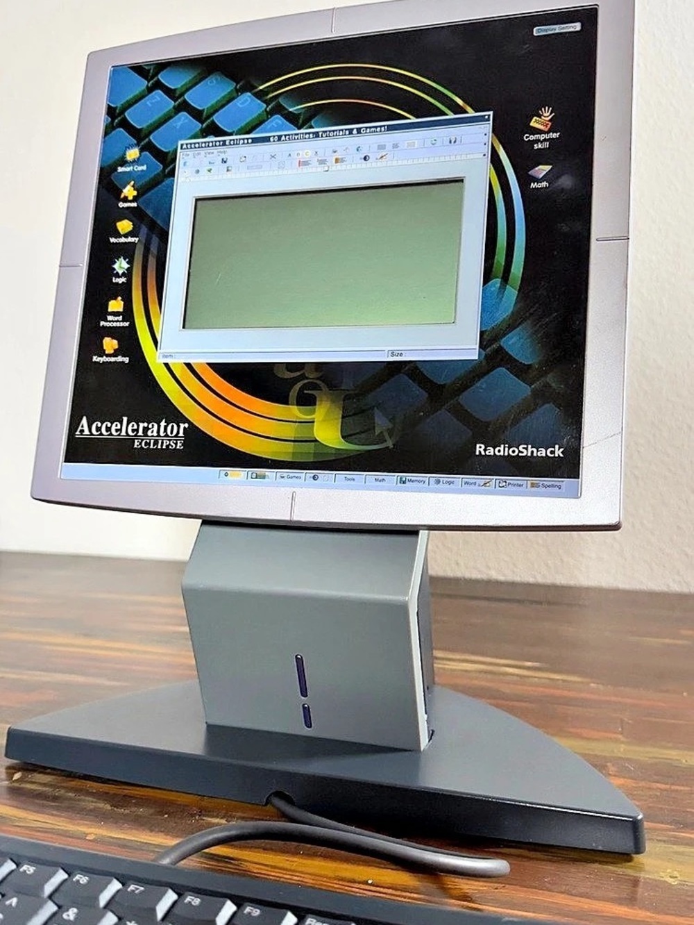 Vtg RadioShack Learning Accelerator Eclipse CRT Monitor With Keyboard. Untested